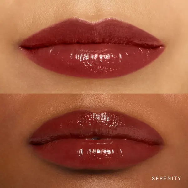 Soft Pinch Tinted Lip Oil de Rare Beauty disponible en Nicaragua en Her Cosmetics